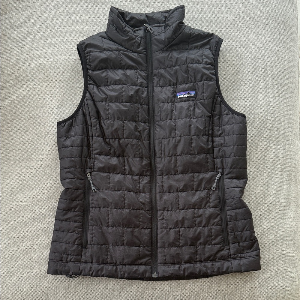 Patagonia Black Quilted Lightweight Women's Vest